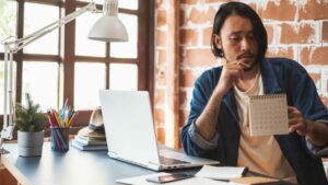 read about when you should start looking for an apartment