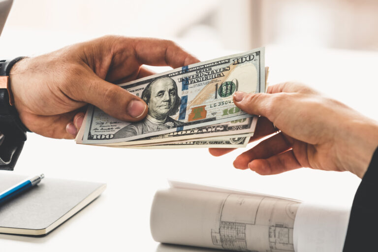 A Guide To Charging Your Renters a Move-In Fee