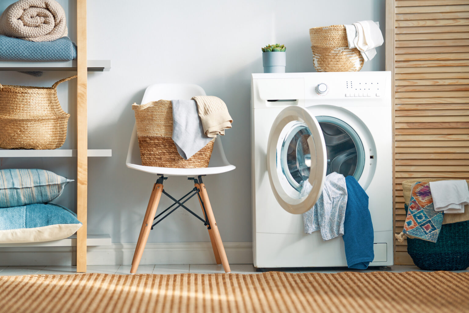 What Is InUnit Laundry and What Are the Pros and Cons?