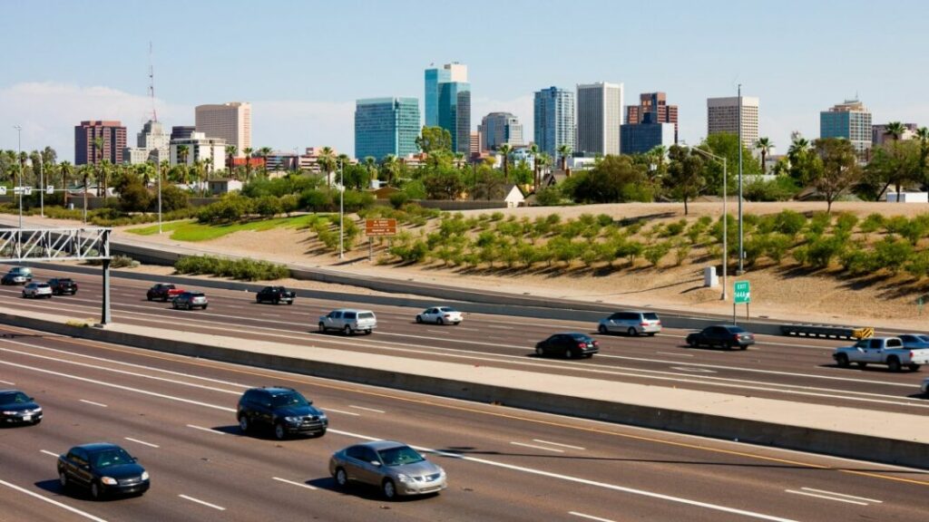 10 Reasons to Move to Phoenix