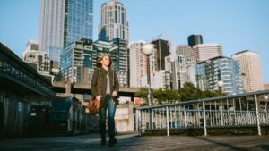 Explore these pros and cons of living in Seattle